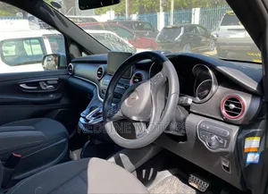 Mercedes-Benz Vaneo 2017 Silver