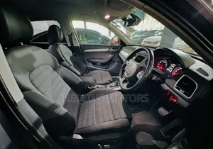 Audi Q3 2017 Silver