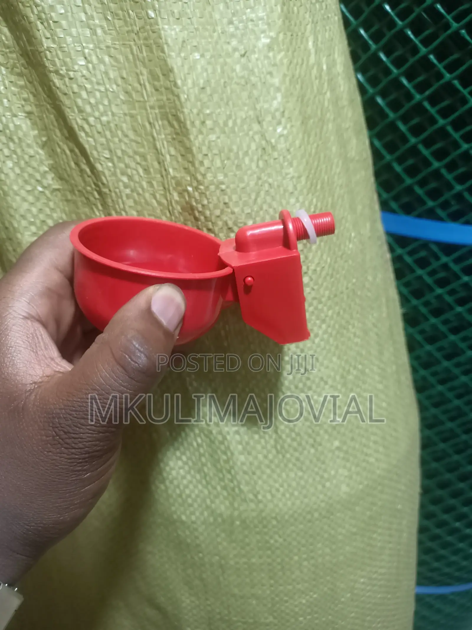 Automatic Bucket Cup Drinker