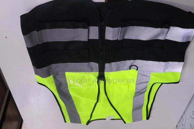 Reflector Vest (Color Combined) - main view