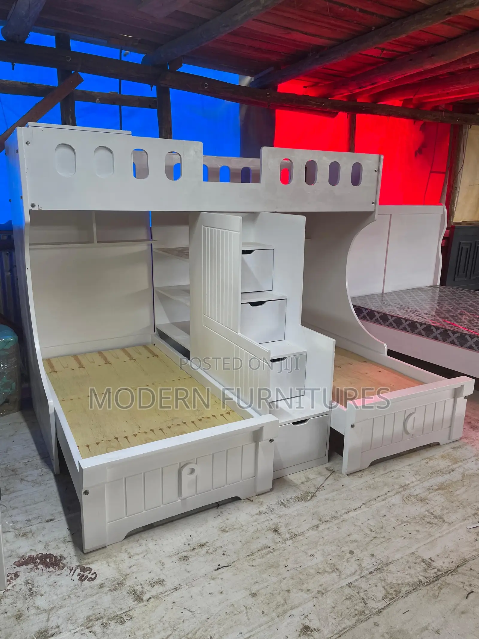 Luxurious Double Decker Bed