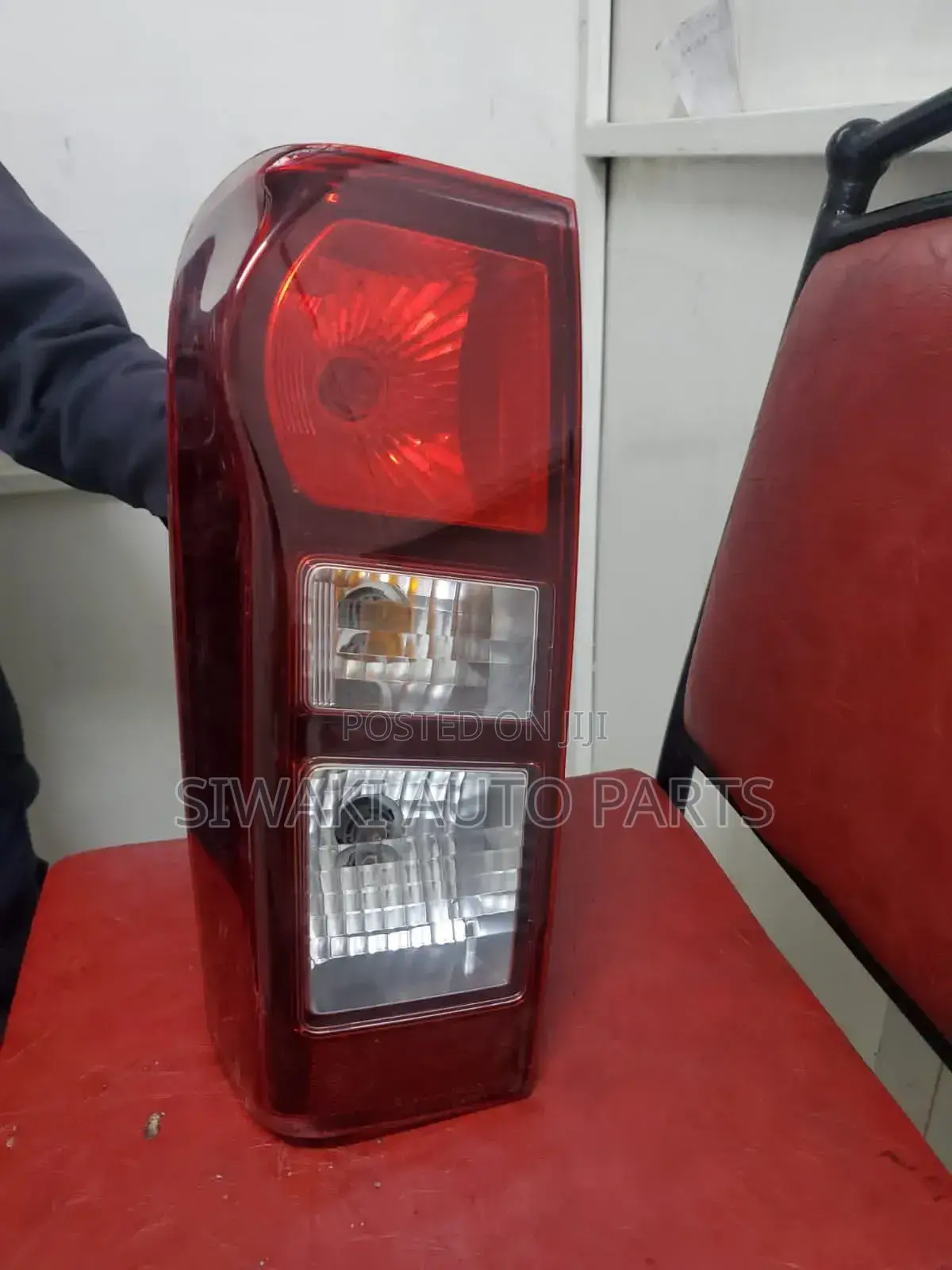 Isuzu Dmax Taillight