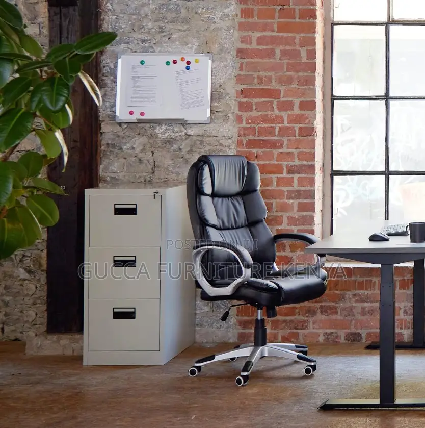Cabinets:3-Locker Steel Office Storage Cabinet