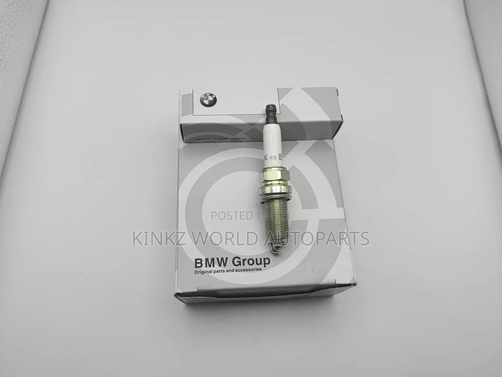 BMW 1-Series 128i Spark Plug OEM 12122158253 or 12120037663