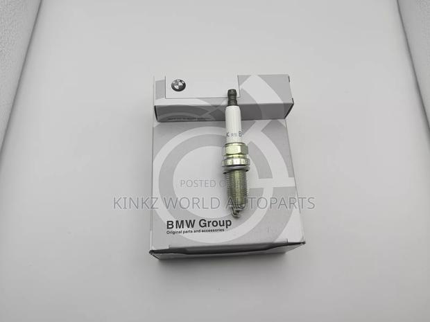 BMW 1-Series 128i Spark Plug OEM 12122158253 or 12120037663