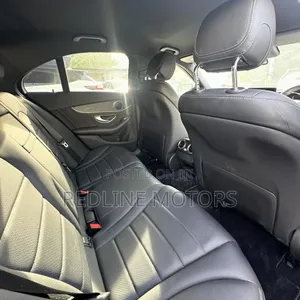 Mercedes-Benz C200 2017 Matt Black