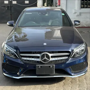 Mercedes-Benz C200 2017 Matt Black