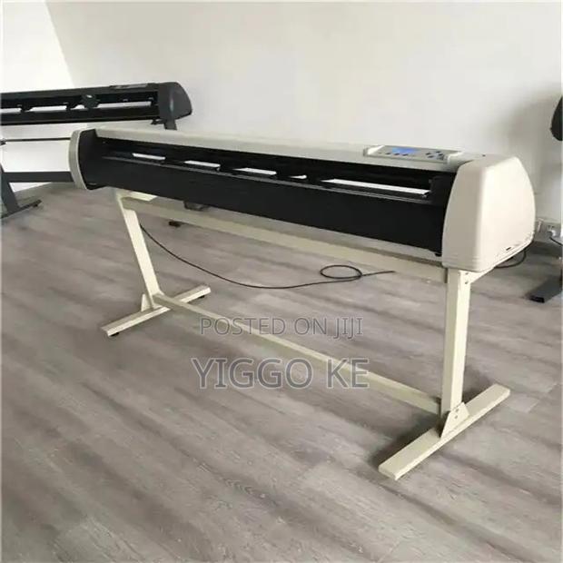 Big Savings on 2 Feet 720mm Cutting Plotter – Order Now! - main view