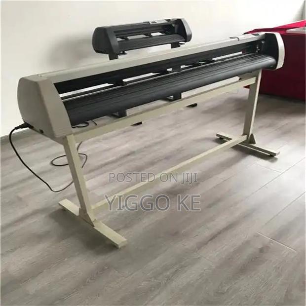 Big Savings on 2 Feet 720mm Cutting Plotter – Order Now! - thumbnail 2