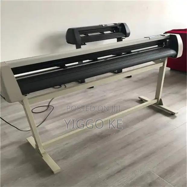Big Savings on 2 Feet 720mm Cutting Plotter – Order Now! - thumbnail 4
