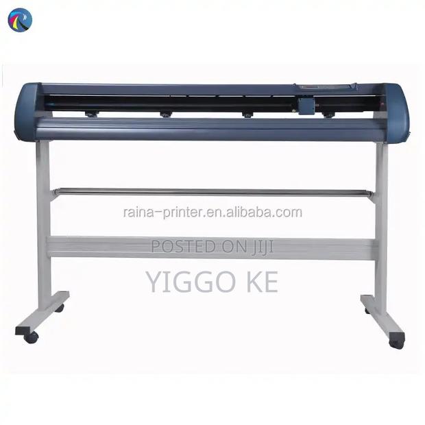 Designed For Accuracy – 2 Feet 72cm Normal Cutting Plotter!