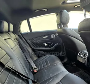 Mercedes-Benz GLC-Class 2018 Silver