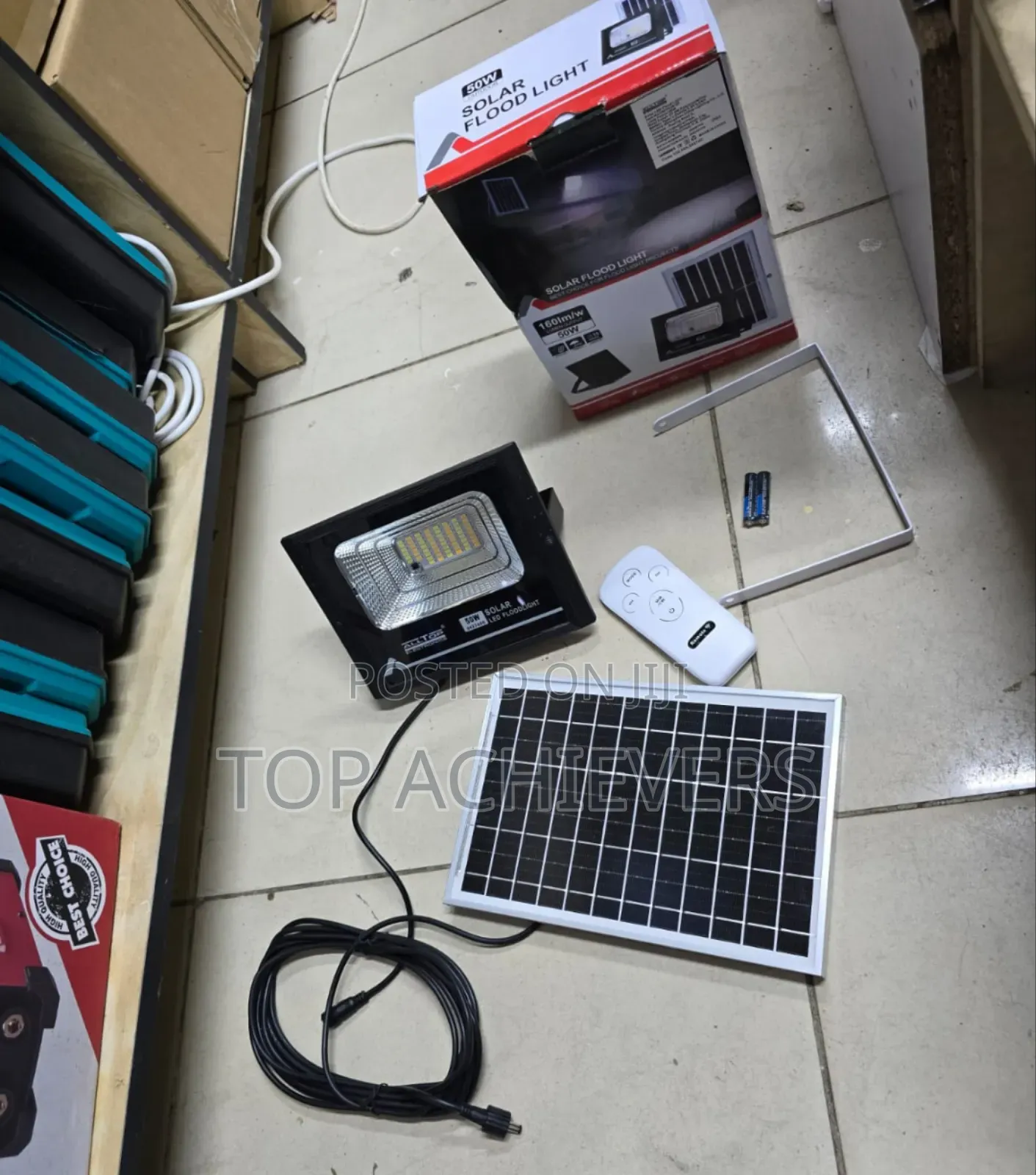 50w Solar Floodlight Dusk to Dawn