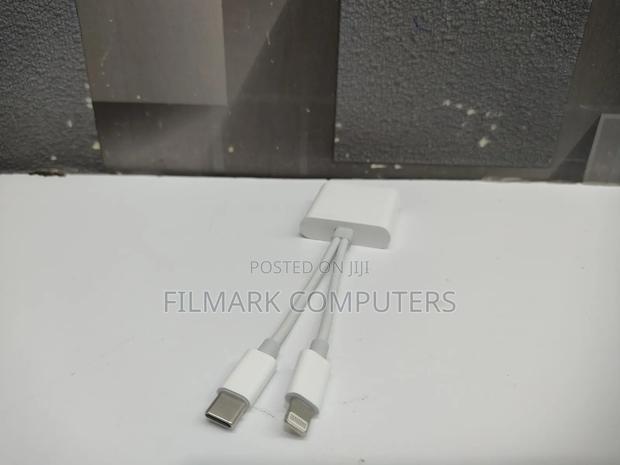 SD Card Reader for iPhone iPad Camera,Dual Card Slot Memory - thumbnail 4