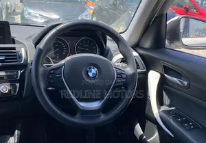 BMW 118i 2017 Pearl