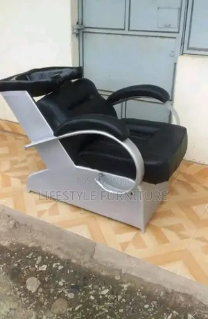 Shampoo Sinks Available