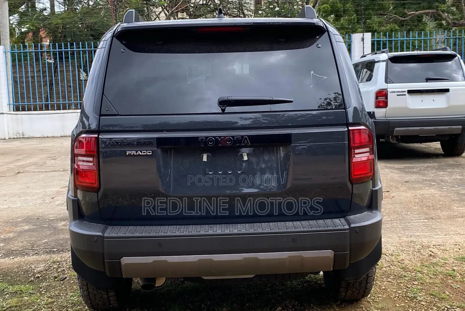 Toyota Land Cruiser Prado 2024 Gray