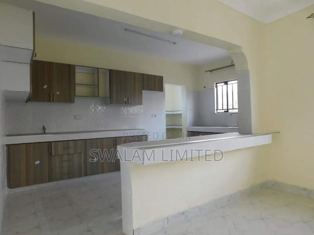 3bdrm Bungalow in Kitengela for rent - thumbnail 4