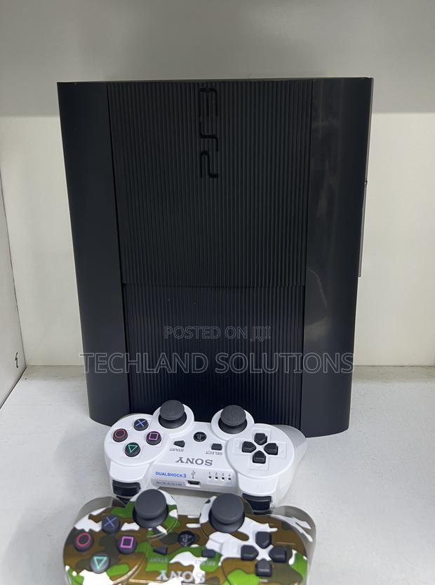 Sony Ps3 + ,Camouflage Pad , 15 Games - thumbnail 4