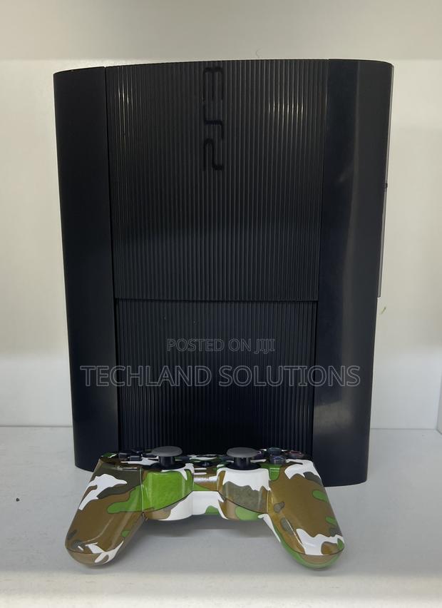 Sony Ps3 + ,Camouflage Pad , 15 Games - thumbnail 2