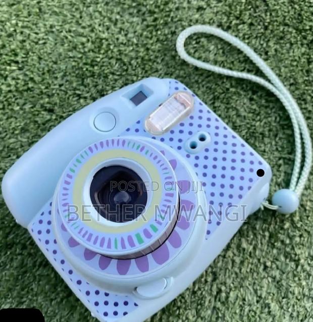 Fujifilm Instax Mini SE Instant Camera in Kenya - main view