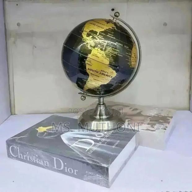 20 Cm Desktop Geographic World Globe - main view