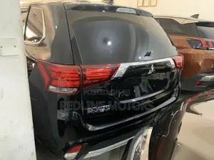Mitsubishi Outlander 2.4 PHEV AWD 2017 Black