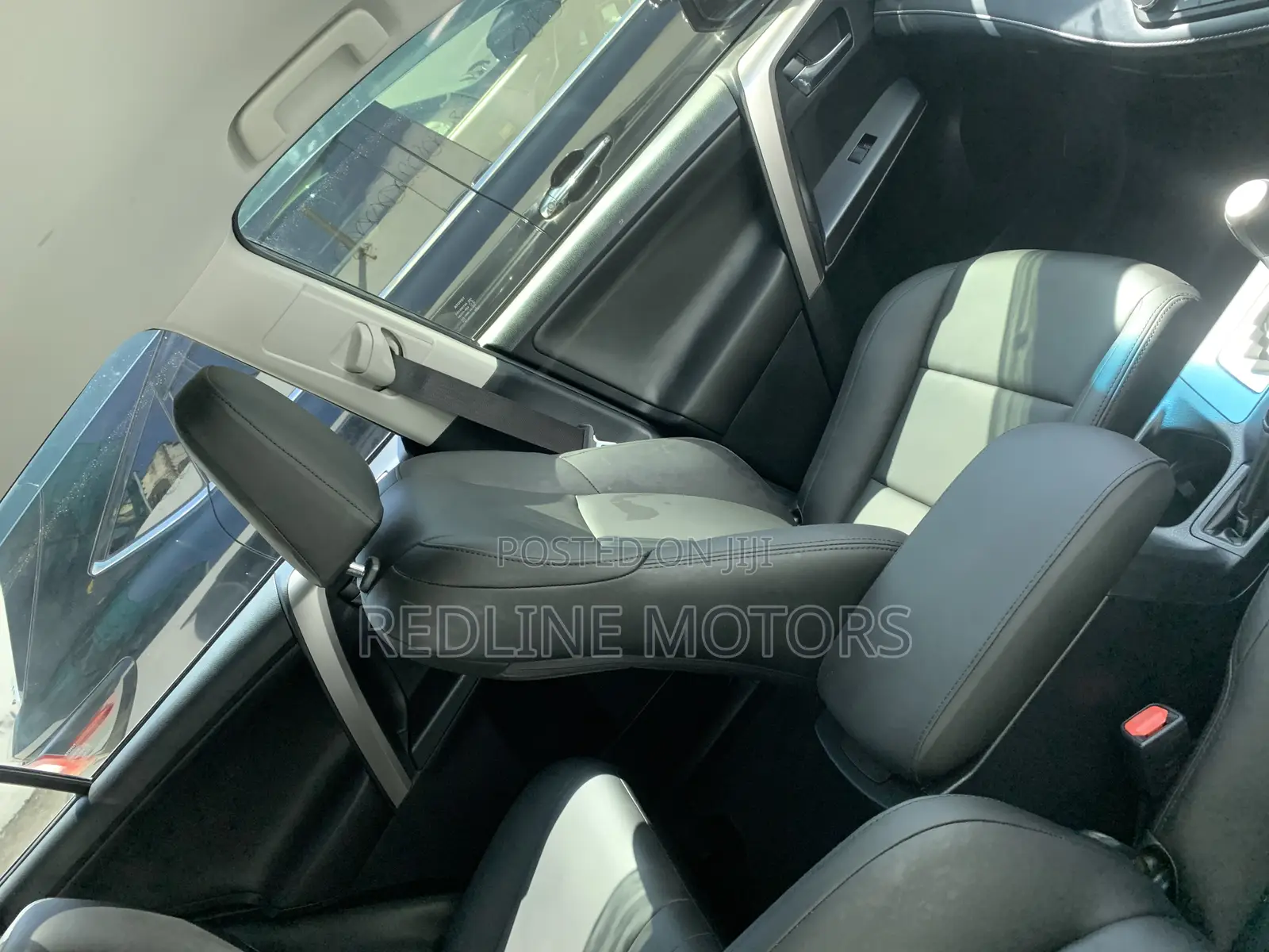 Toyota RAV4 2018 Gray