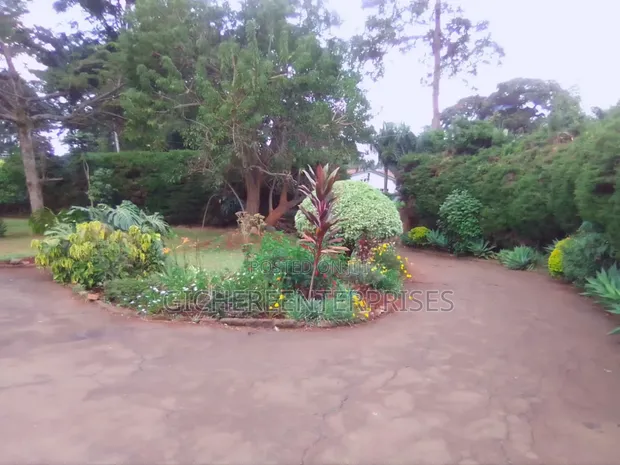 5bdrm Bungalow in Trio Estate, Embakasi for sale