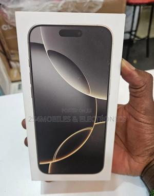 New Apple iPhone 16 Pro Max 256 GB Silver - main view