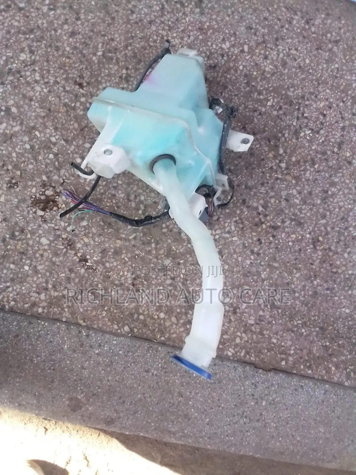 Mazda Demio Washer Bottle