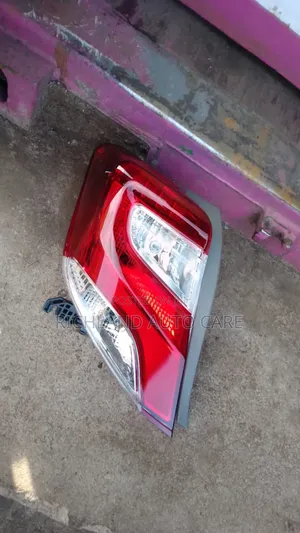 Vitz 2015 TAILLIGHTS