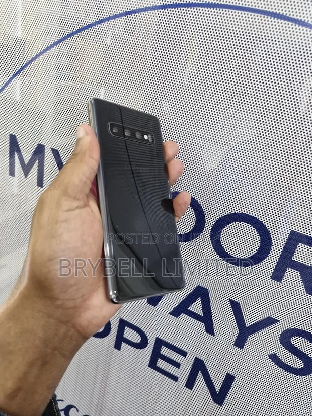 Samsung Galaxy S10 128 GB Blue - thumbnail 8