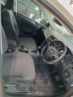 Volkswagen Golf 2017 Pearl