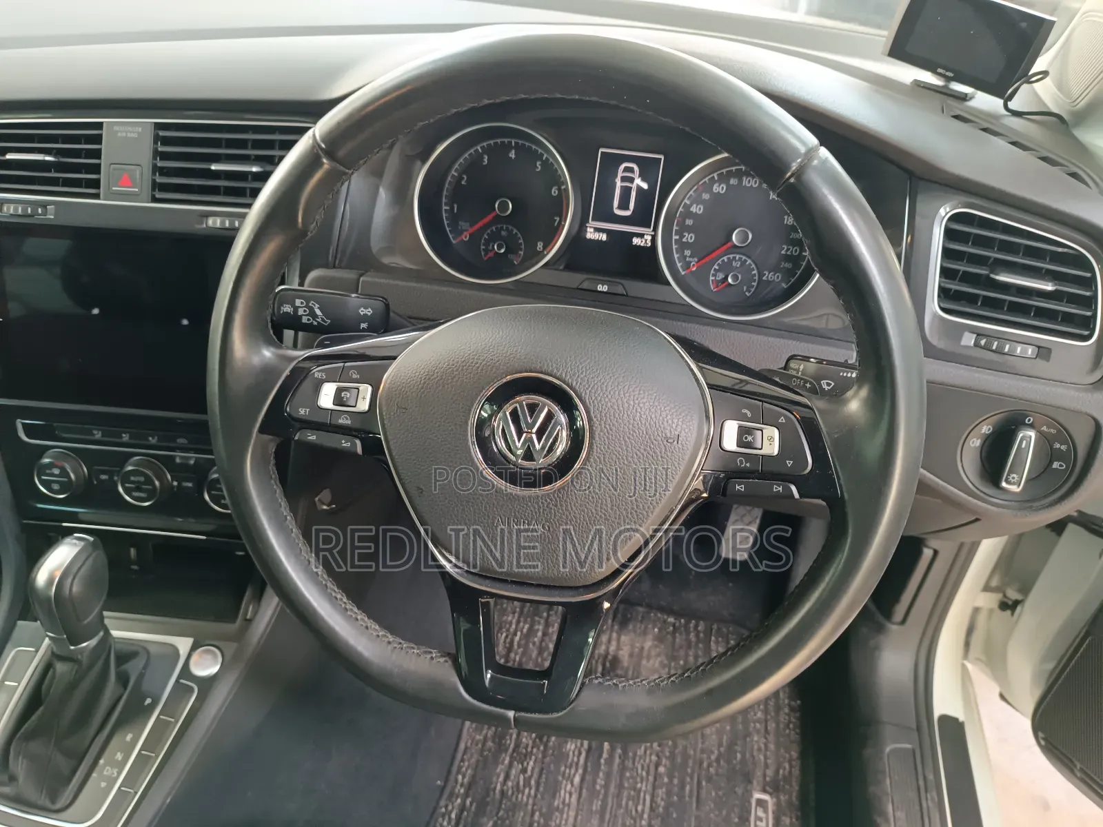 Volkswagen Golf 2017 Pearl