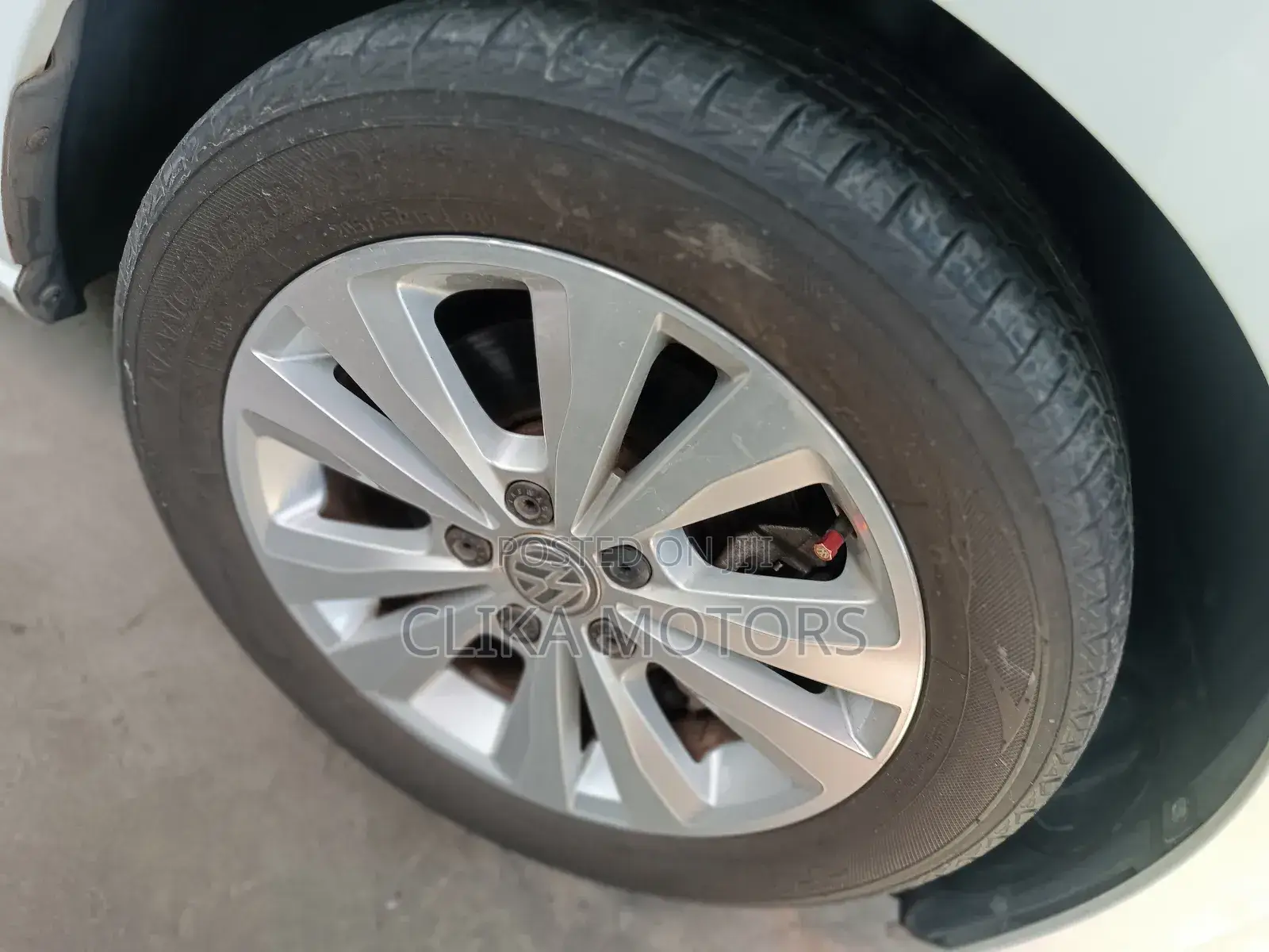 Volkswagen Golf 2017 Pearl