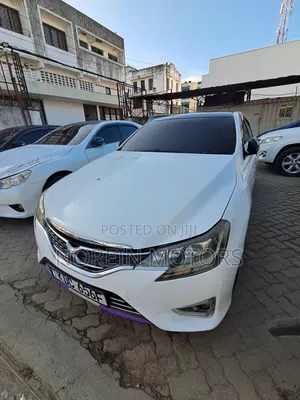 Toyota Mark X 2.5 AWD 2012 White