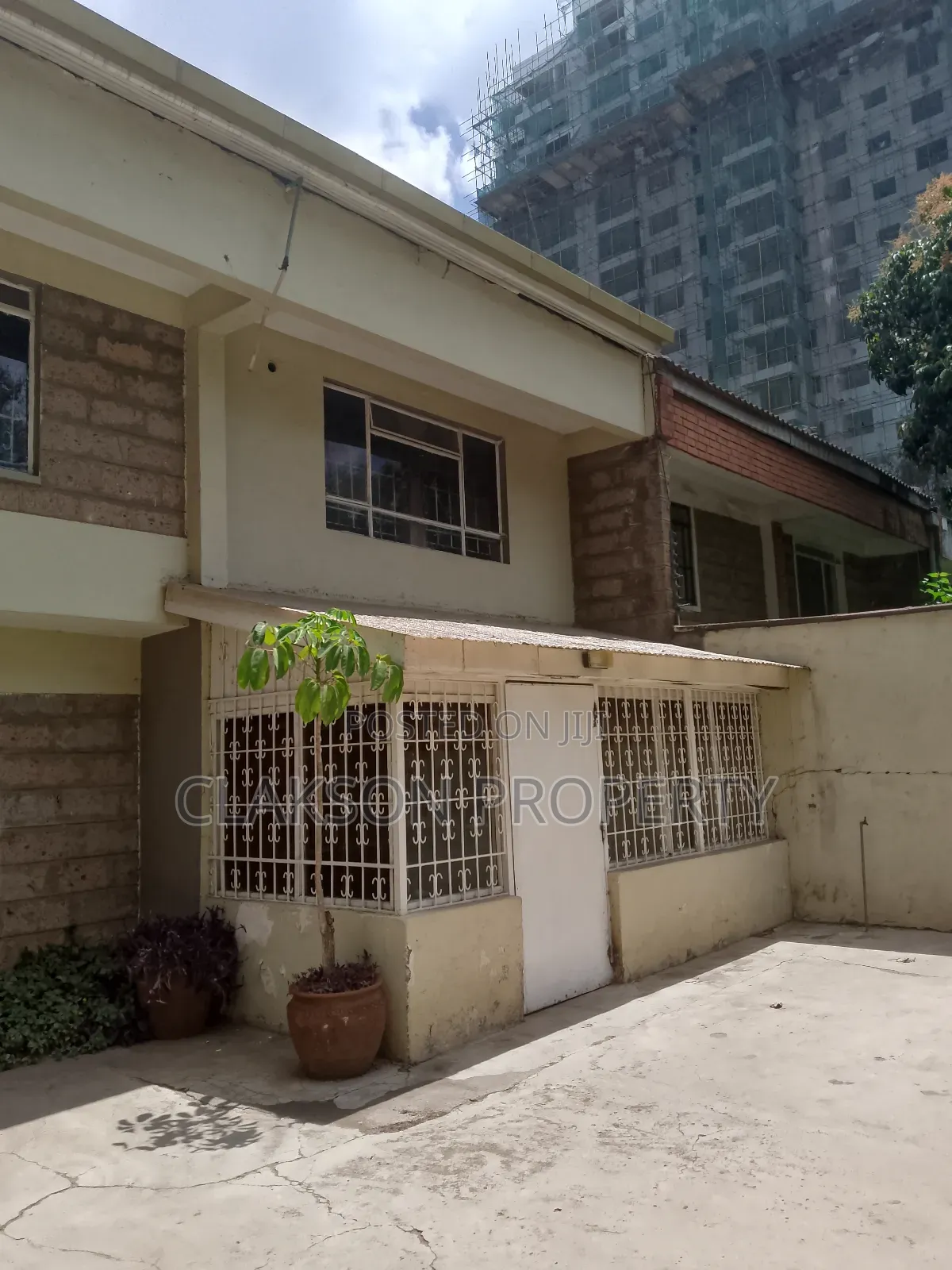 7bedroom Commercial to Let in Kilimani