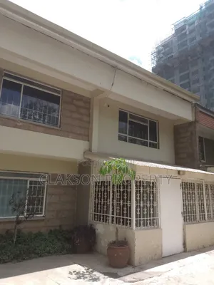 7bedroom Commercial to Let in Kilimani