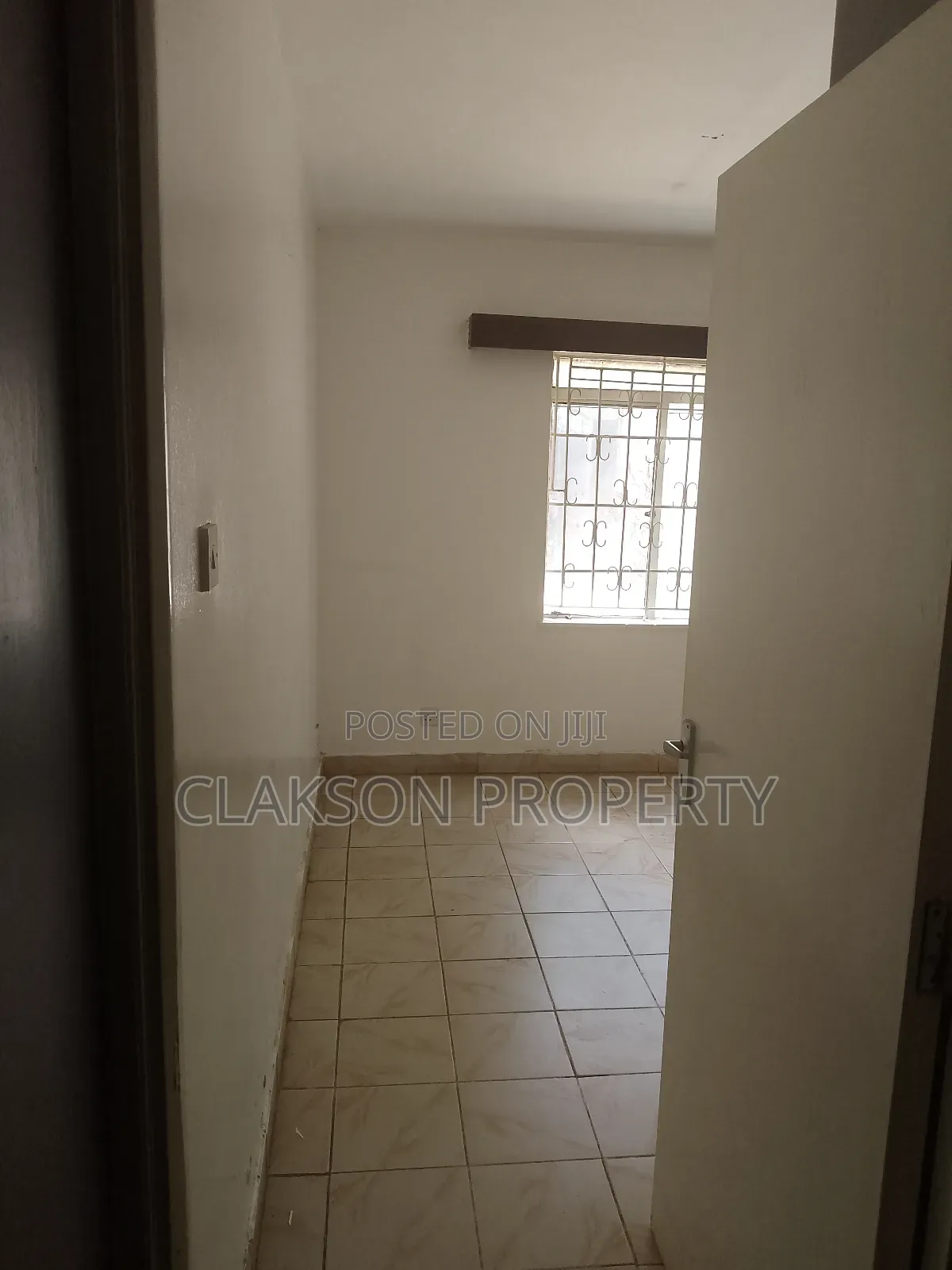 7bedroom Commercial to Let in Kilimani