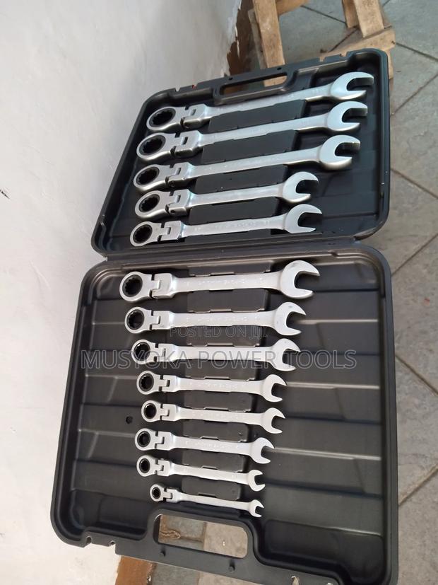 13-Piece Ratchet Wrench Set - main view
