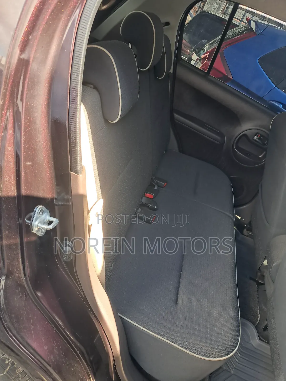 Toyota Passo 1.0 AWD 2015 Purple