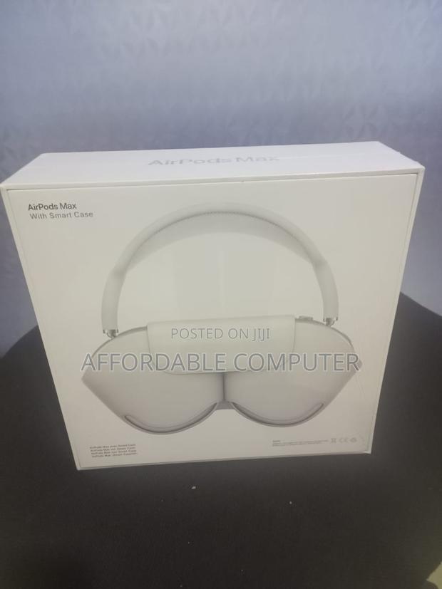 Airpods Max - main view