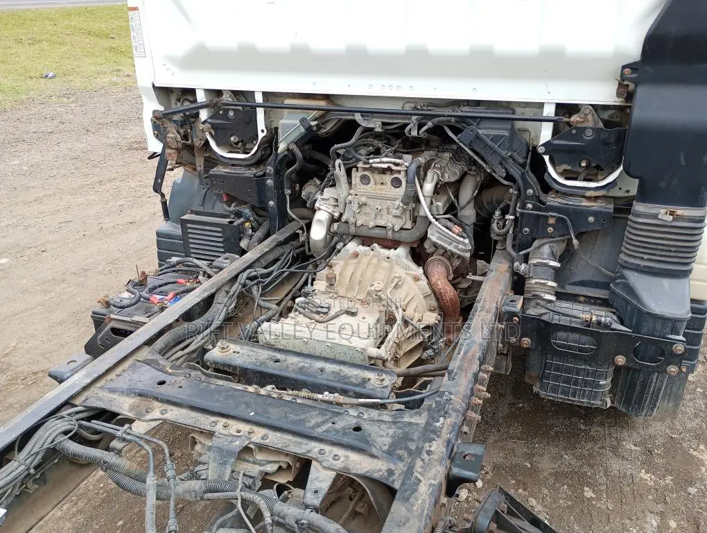 Mitsubishi Fuso Canter Semi-Automatic Long Chassis
