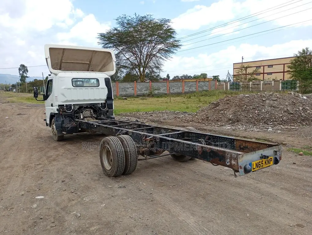 Mitsubishi Fuso Canter Semi-Automatic Long Chassis