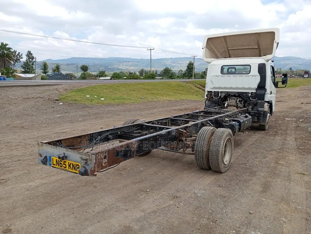 Mitsubishi Fuso Canter Semi-Automatic Long Chassis