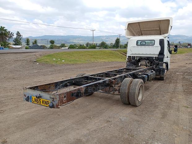 Mitsubishi Fuso Canter Semi-Automatic Long Chassis - thumbnail 8
