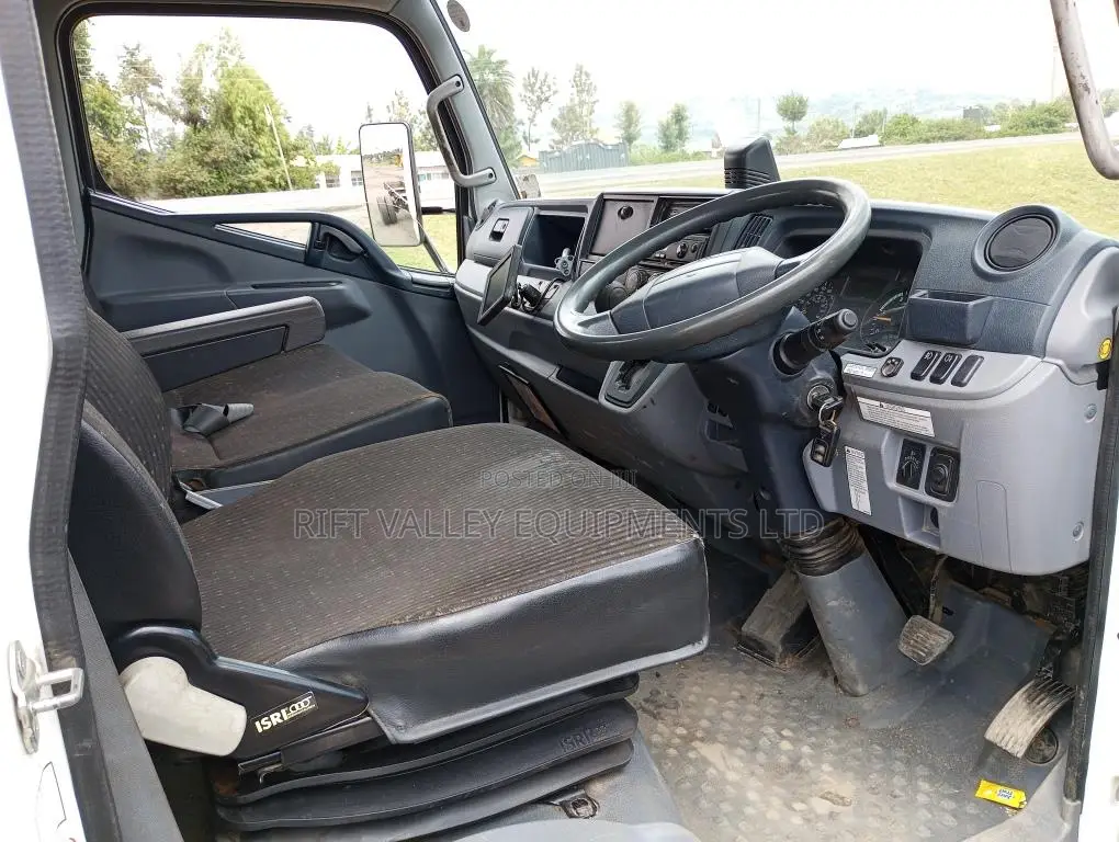 Mitsubishi Fuso Canter Semi-Automatic Long Chassis