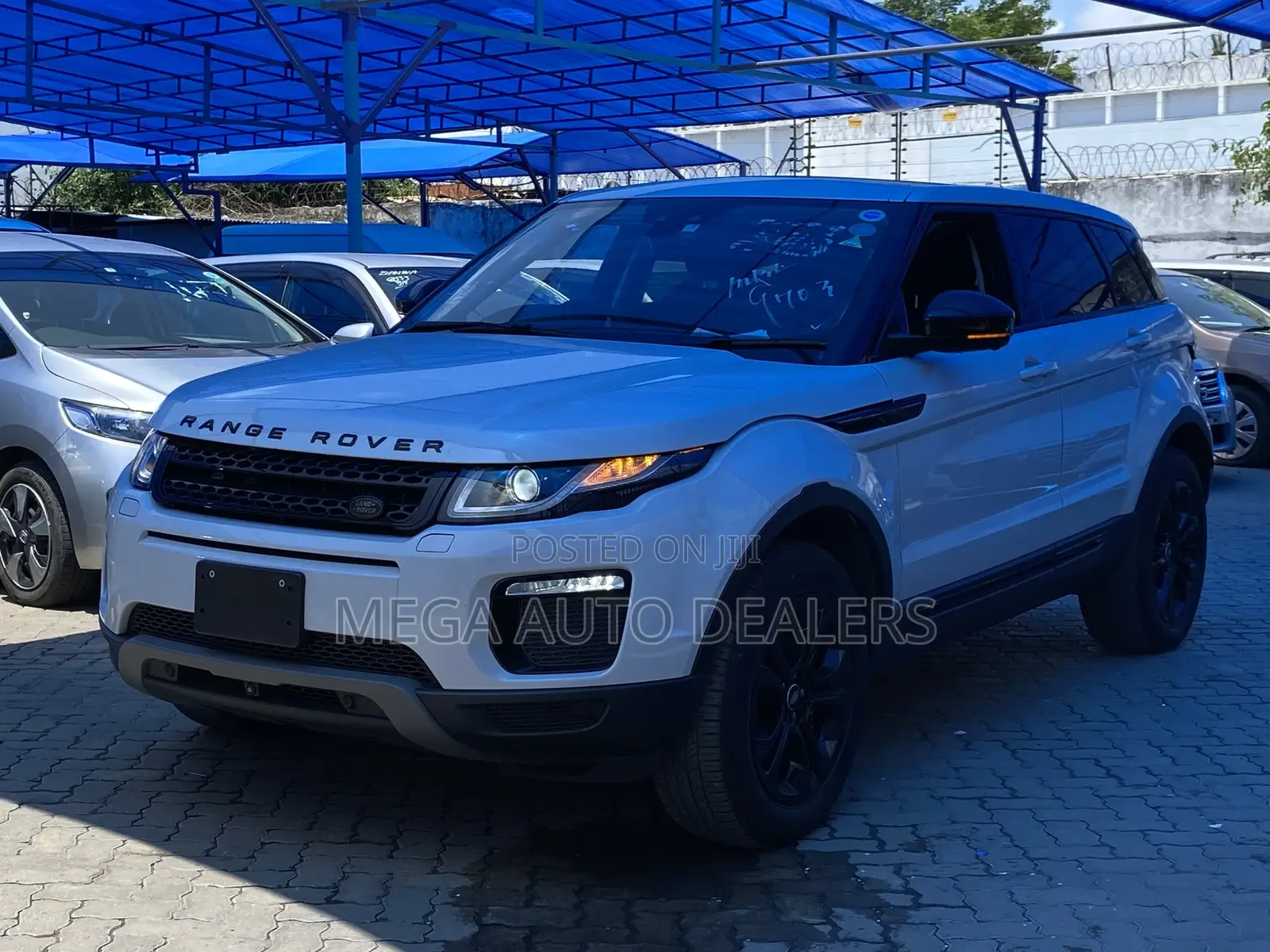Land Rover Range Rover Evoque 2018 Pearl