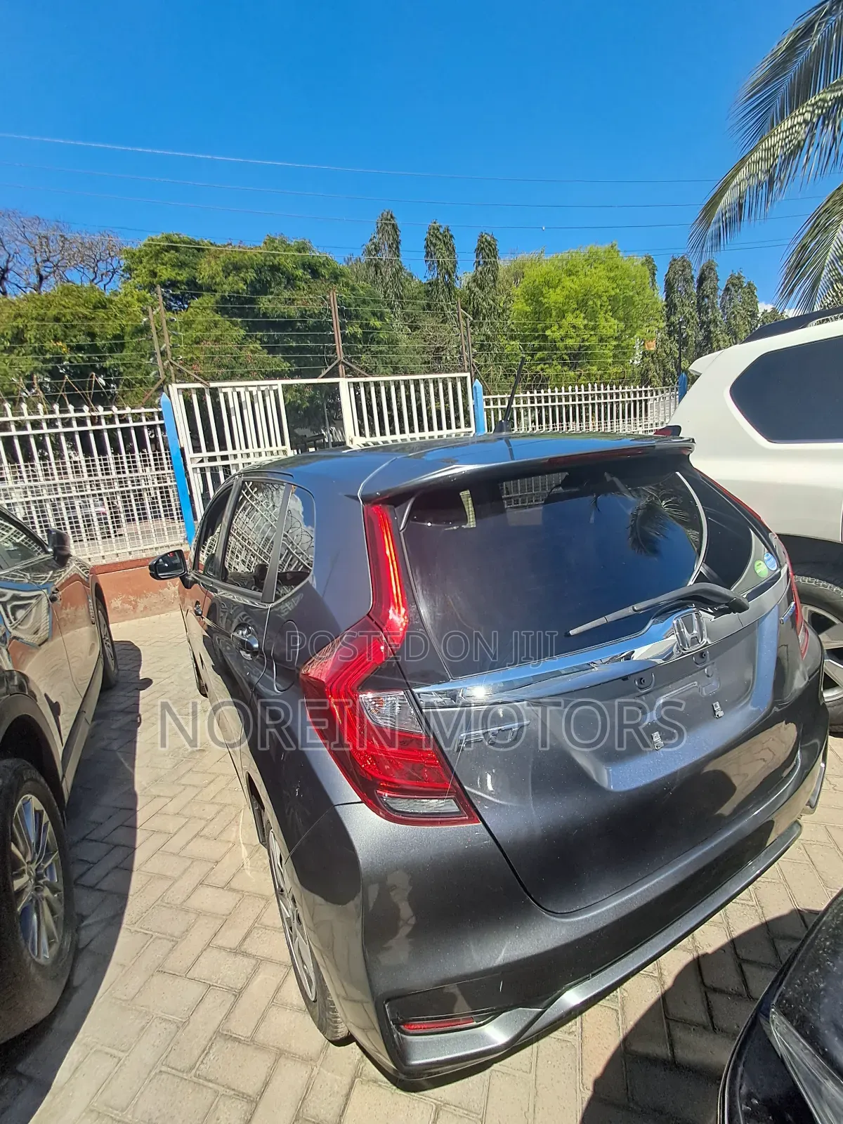 Honda Fit 2015 Silver